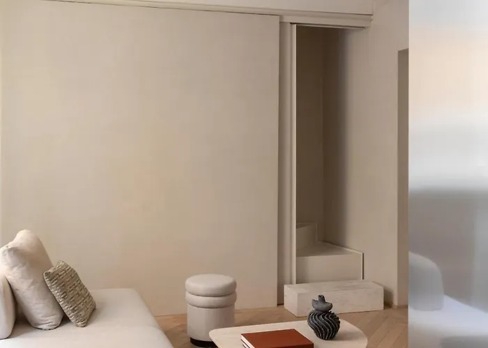 Trame ホテル ローマ